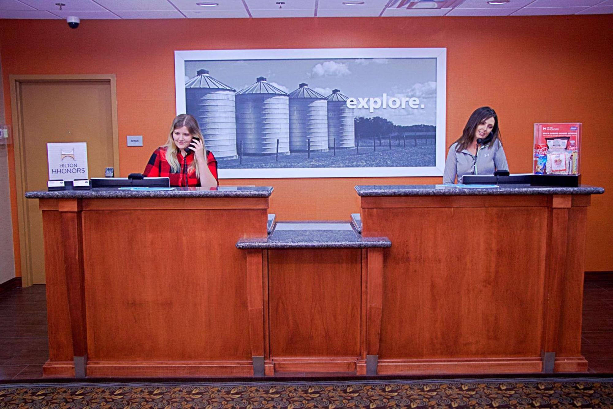 Hampton Inn סידני מראה חיצוני תמונה